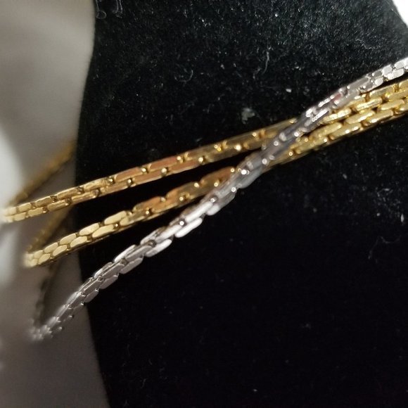 Vintage Avon Multi-Chain Silver and Gold Bracelet (J086) - Picture 4 of 12